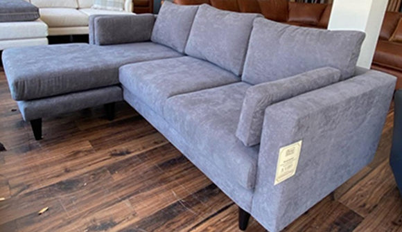 LACROSSE RENESANCE SECTIONAL WITH OTTOMAN